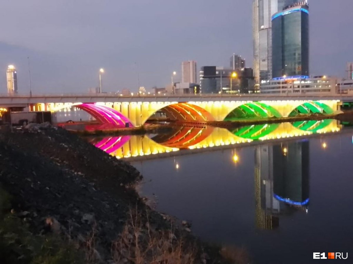 Макаровский мост Екатеринбург