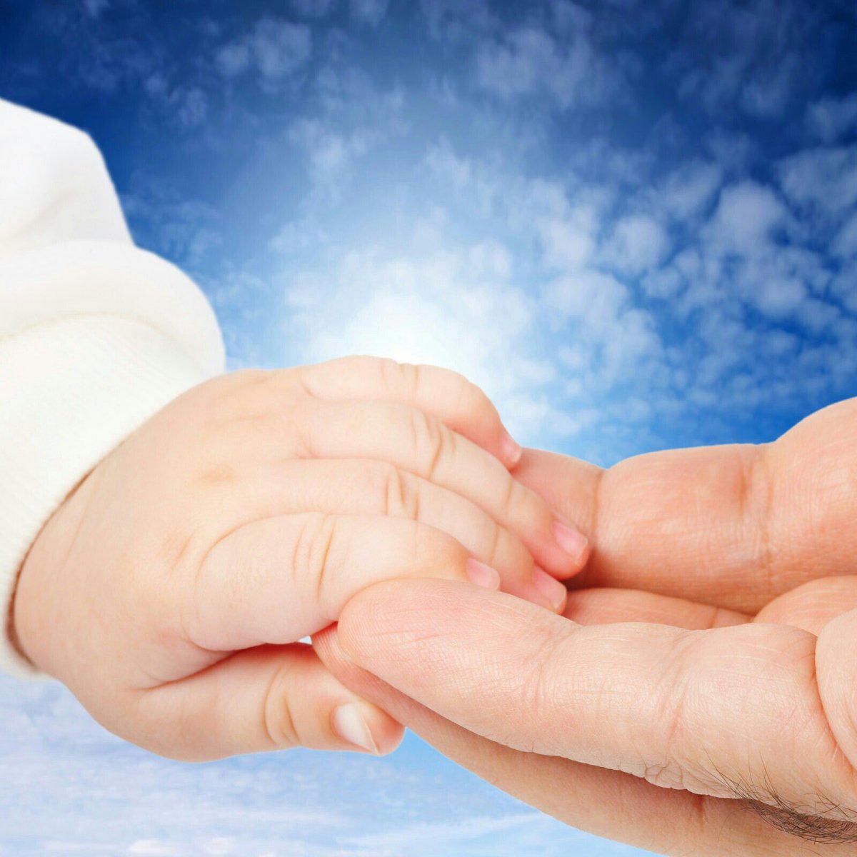 Детские руки