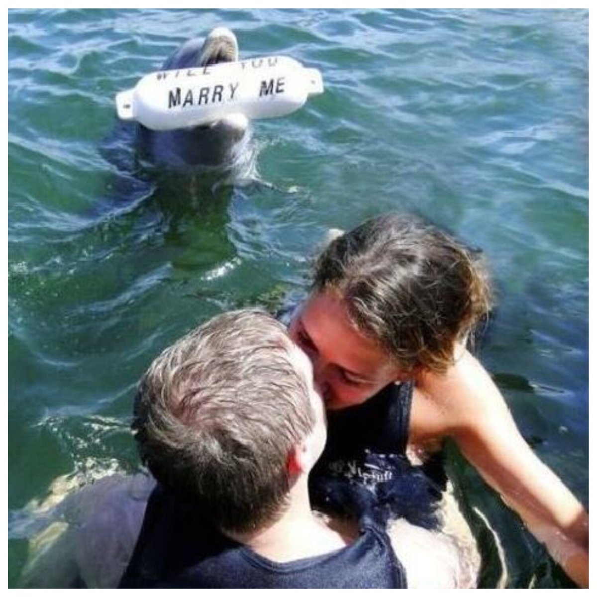 Мемные предложения руки и сердца