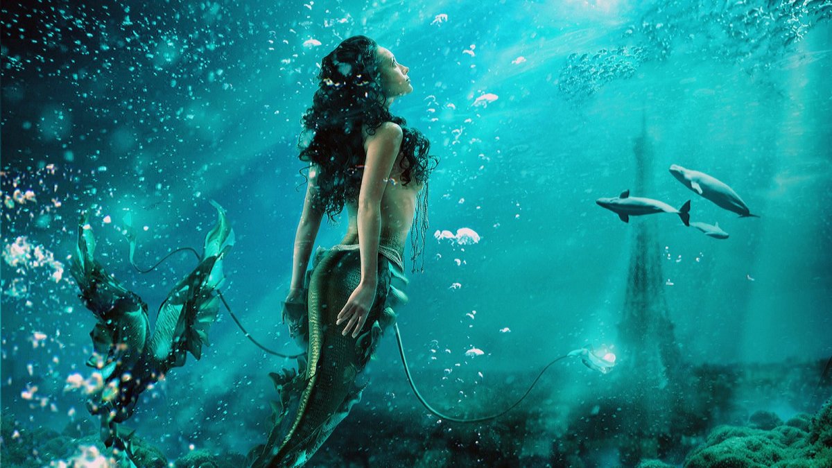 Русалка плывет