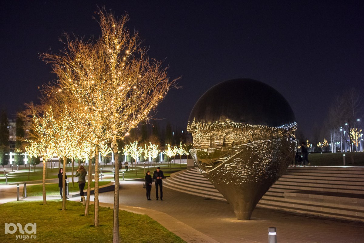 Новогодний парк Галицкого в Краснодаре