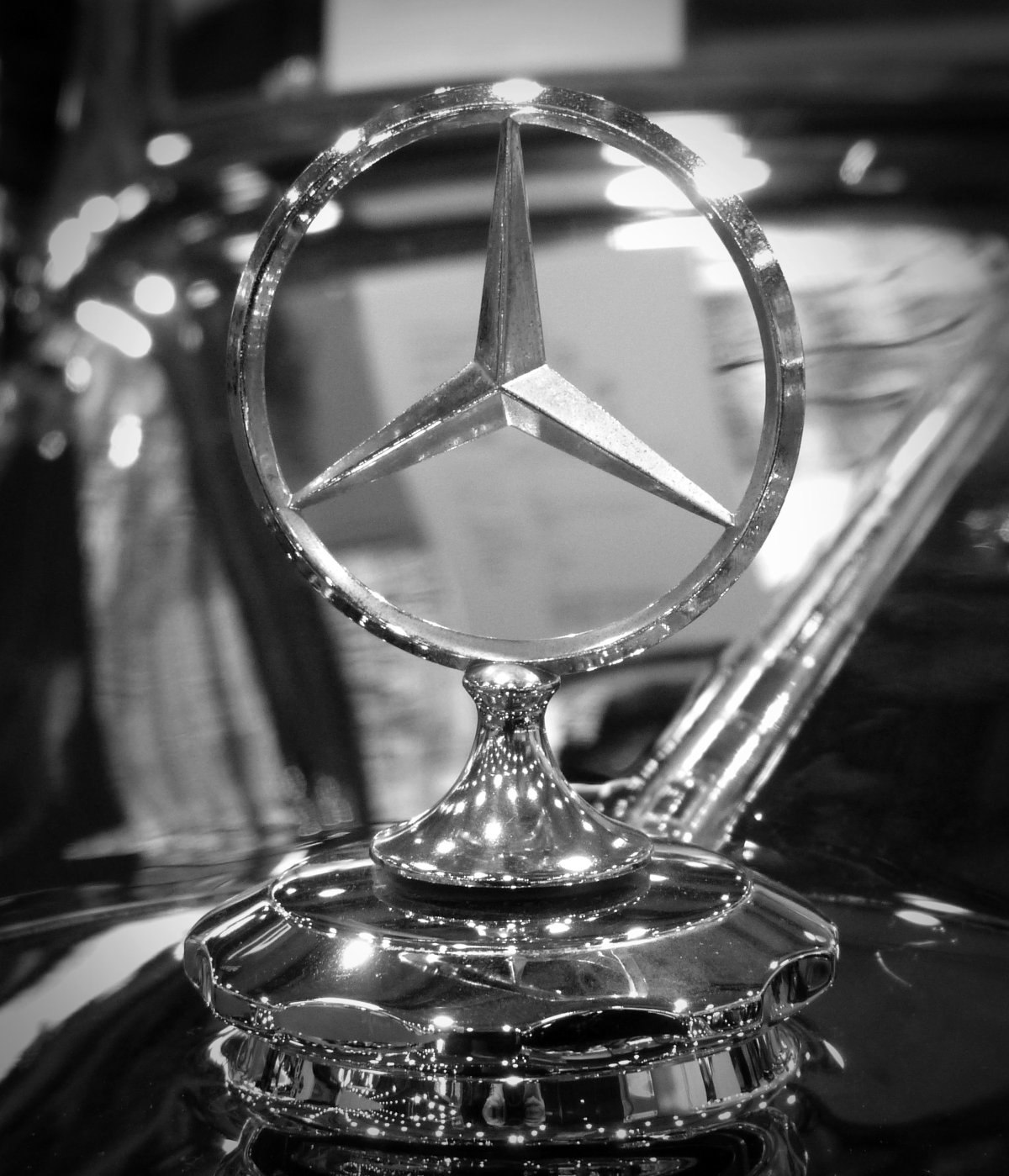 Mercedes Benz logo w163