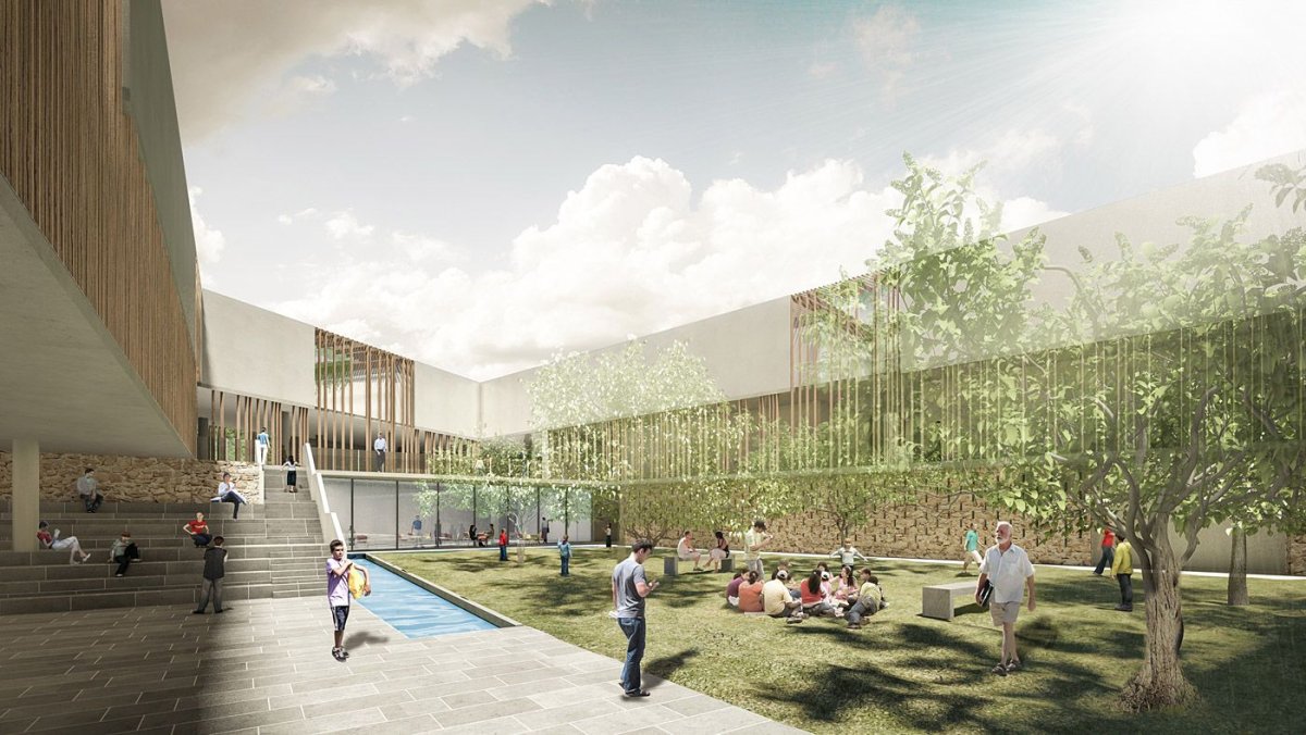 Внутренний двор школы