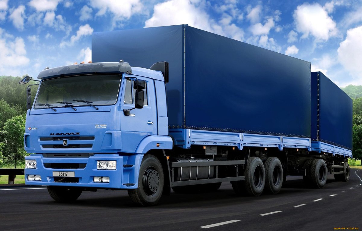 Дальнобойный тягач КАМАЗ