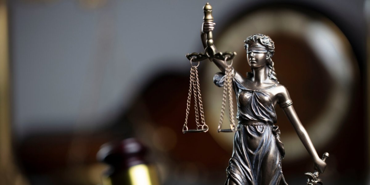 Богиня справедливости и правосудия