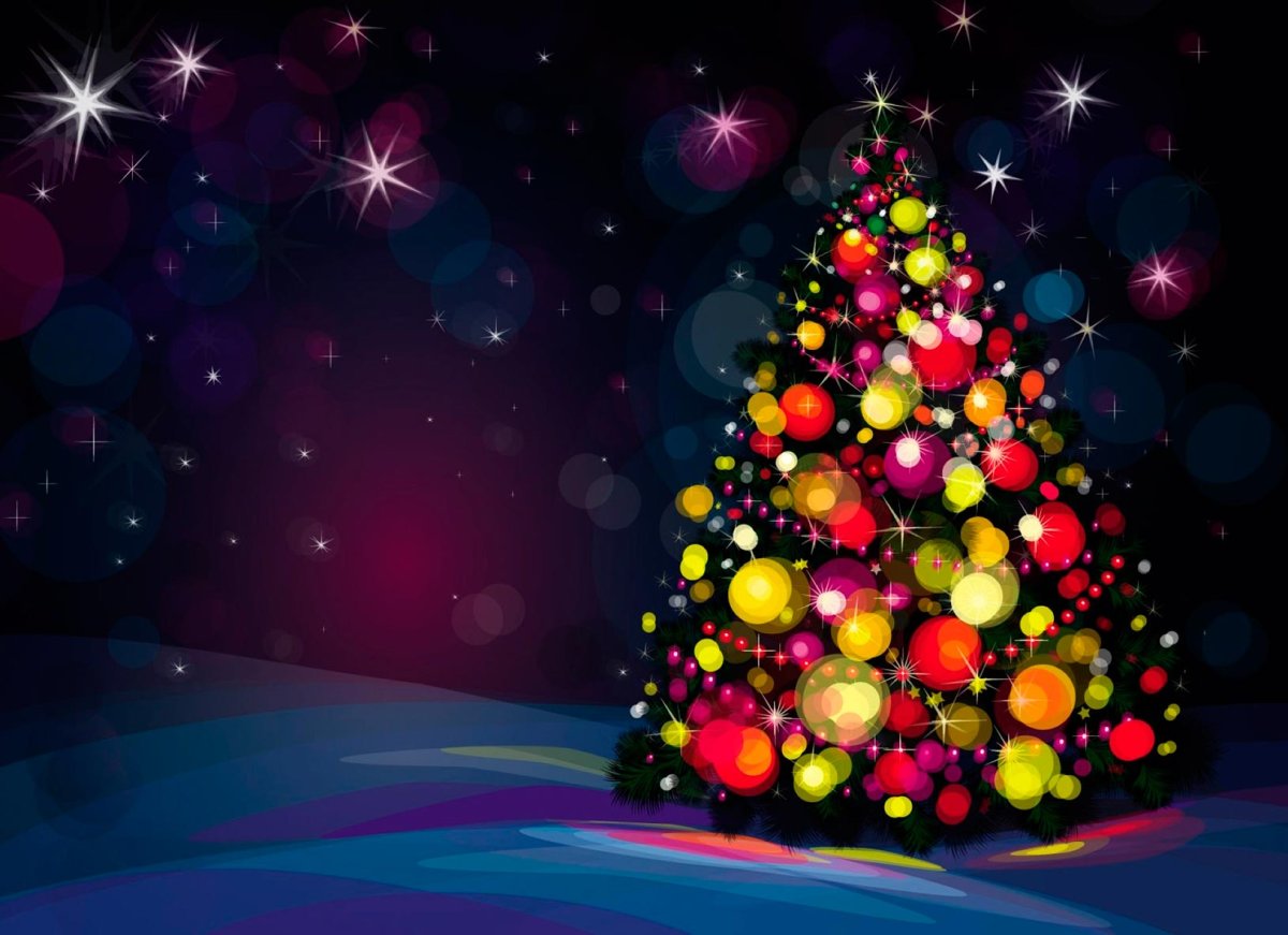 Новогодняя елка во дворе