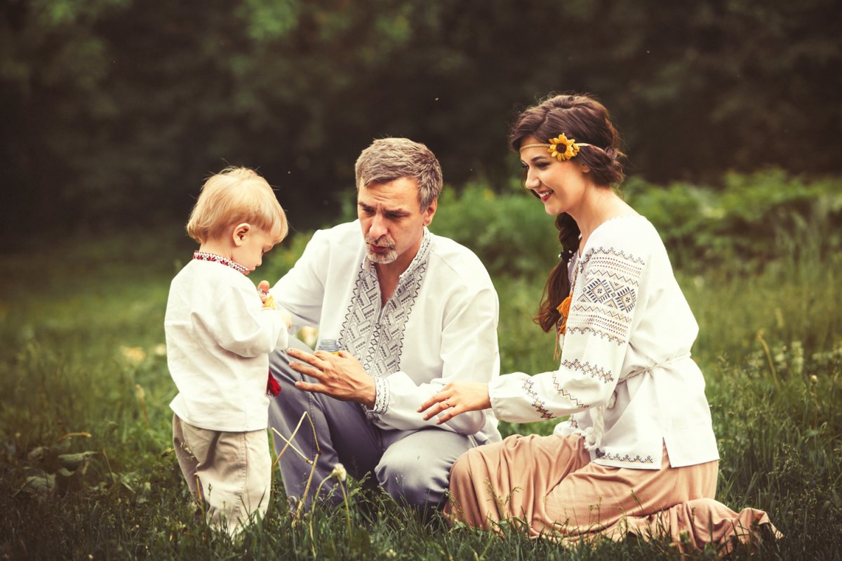 Славянская семья с ребенком