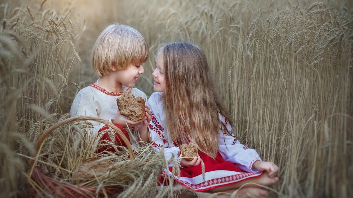 Красивые славянские дети