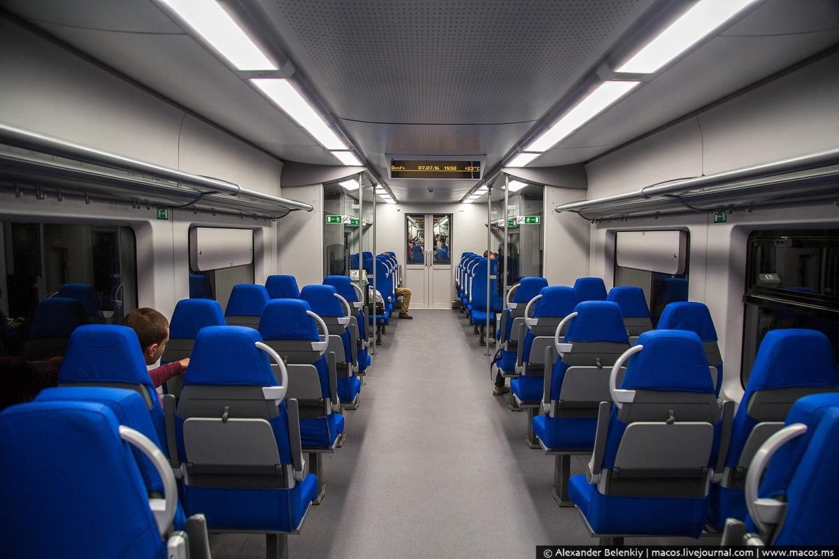 Ласточка эс2гп внутри