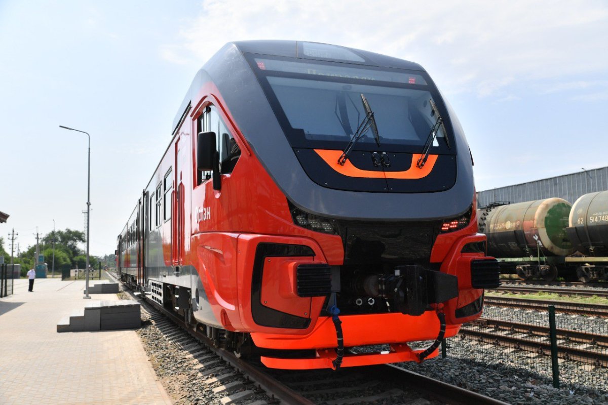 Комфорт поезд Ласточка 820