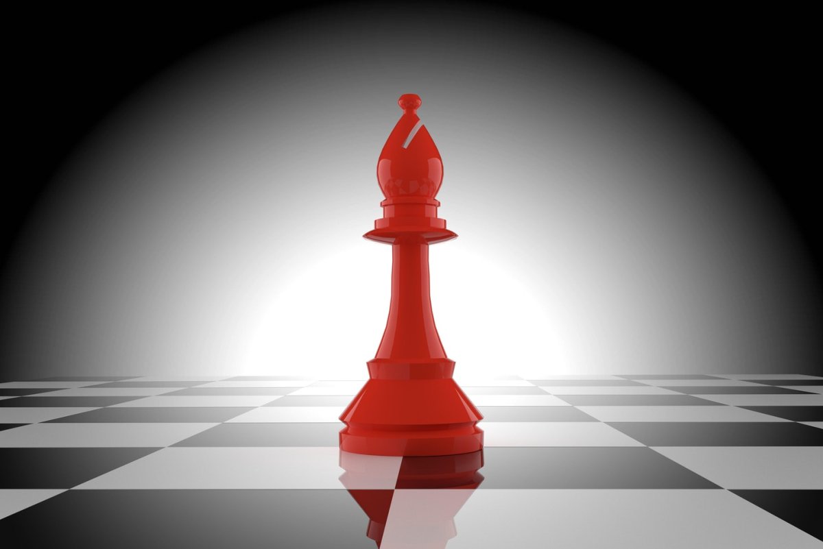 Красные шахматные фигуры