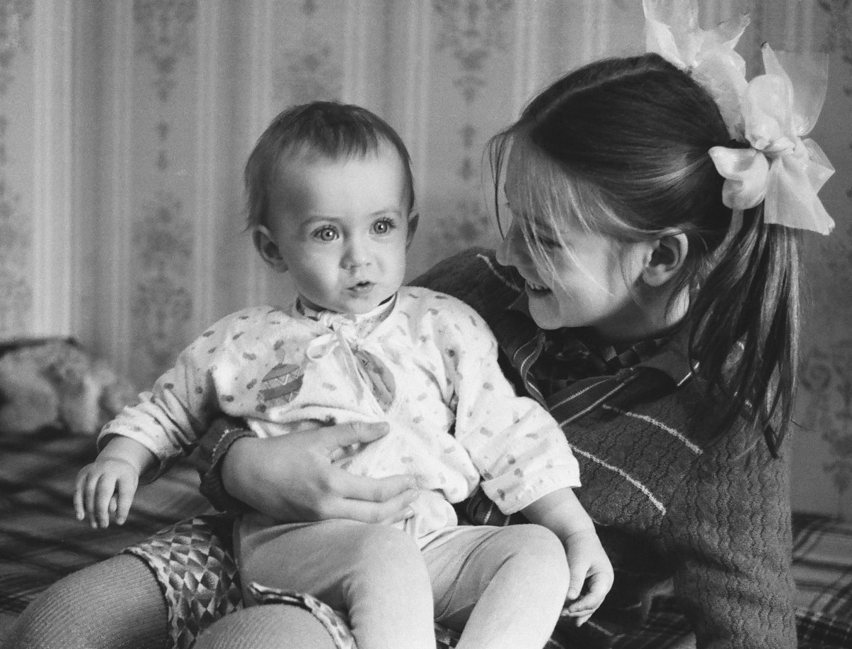 Старшая сестра