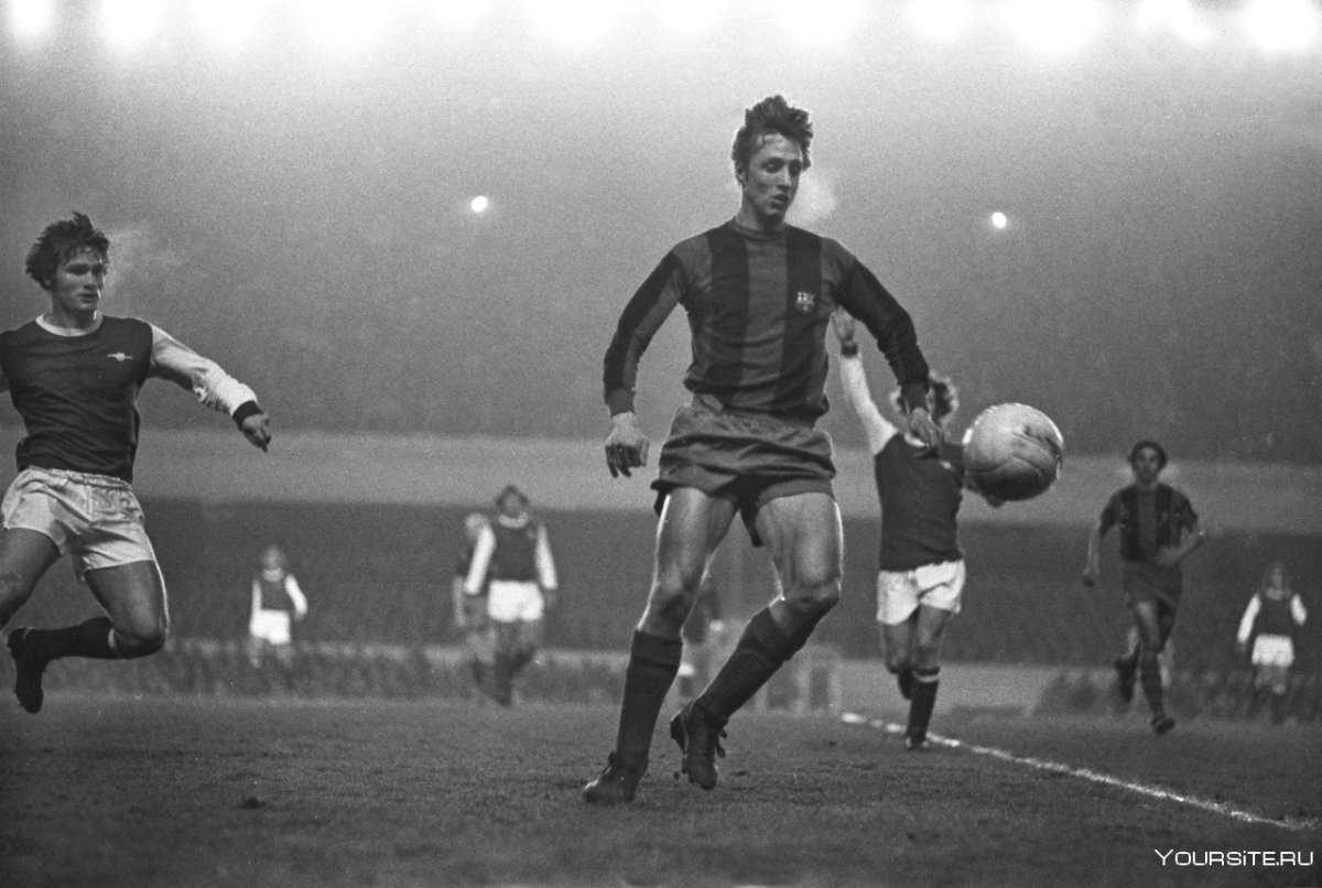 Футбол черно белое