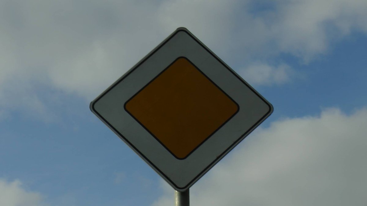 2.1 Главная дорога