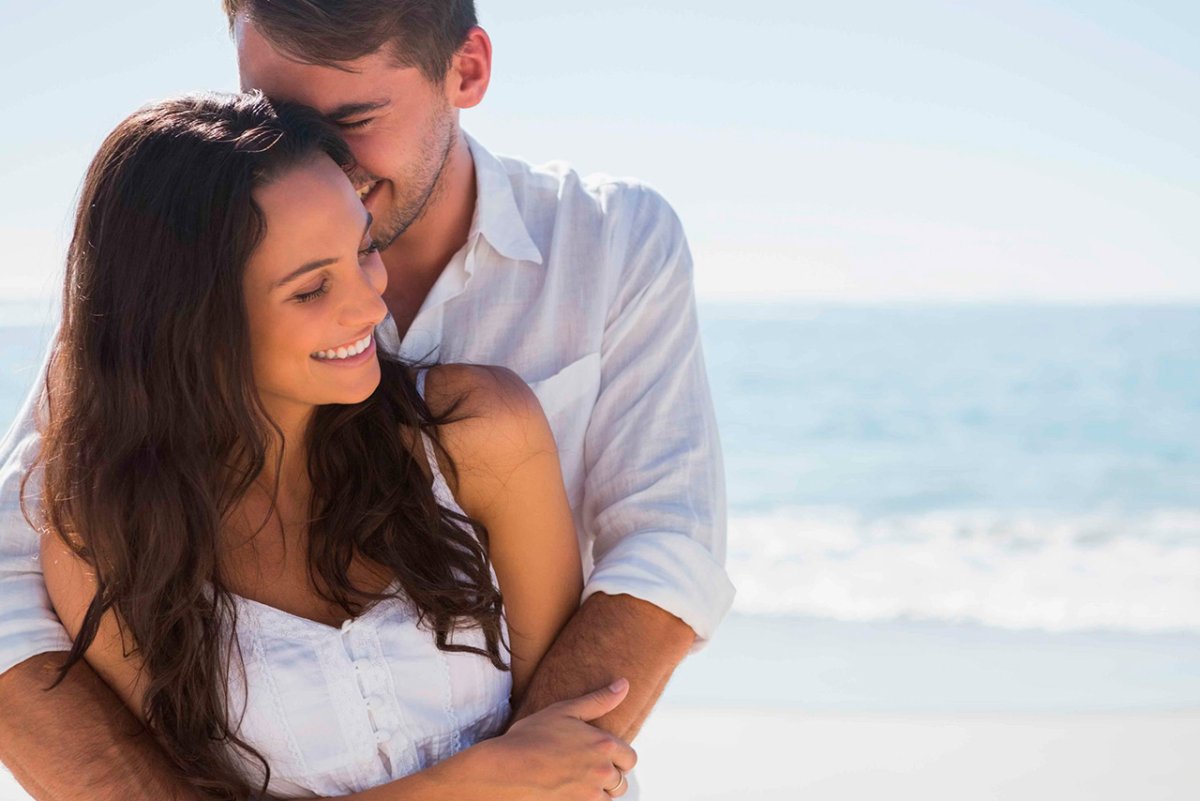 Счастливая влюбленная пара