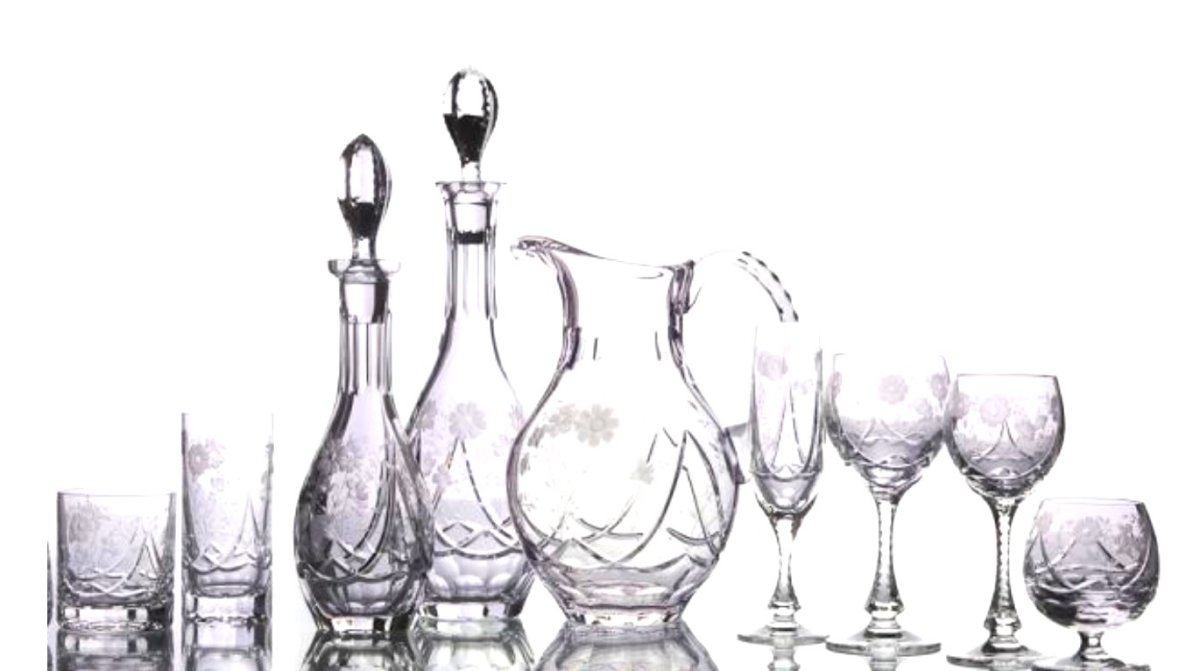 Стеклянная и хрустальная посуда