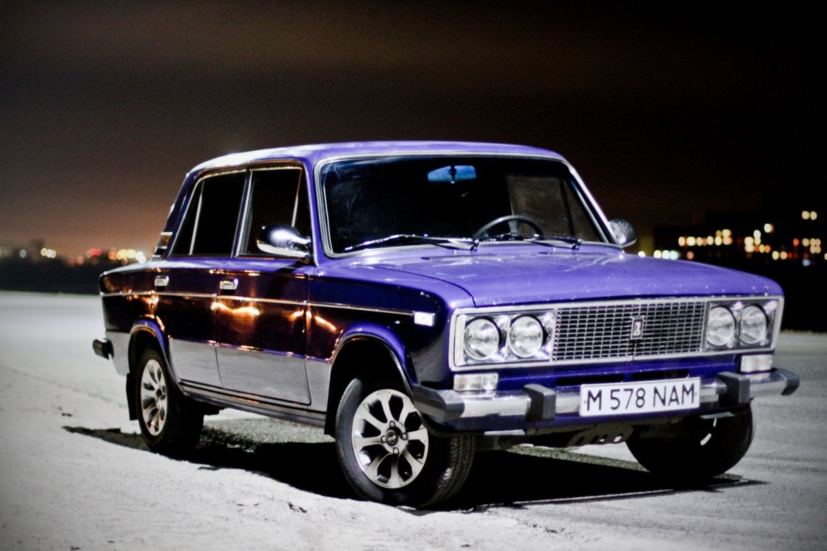 Lada 2103