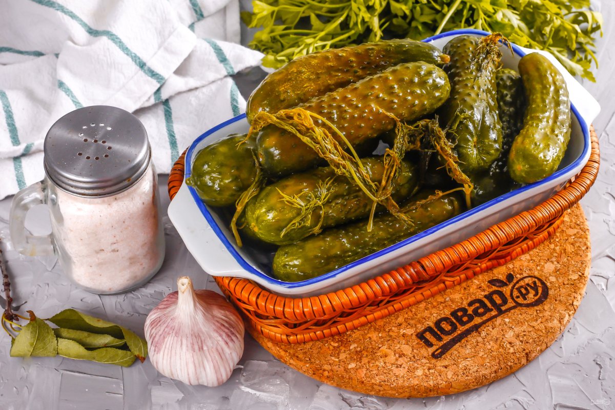 Красивые огурцы в банках на зиму