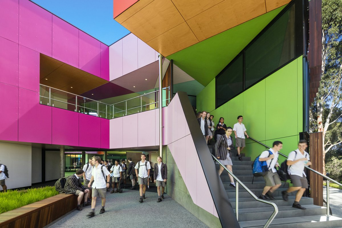 Здание школы научного центра в Мельбурне Австралия