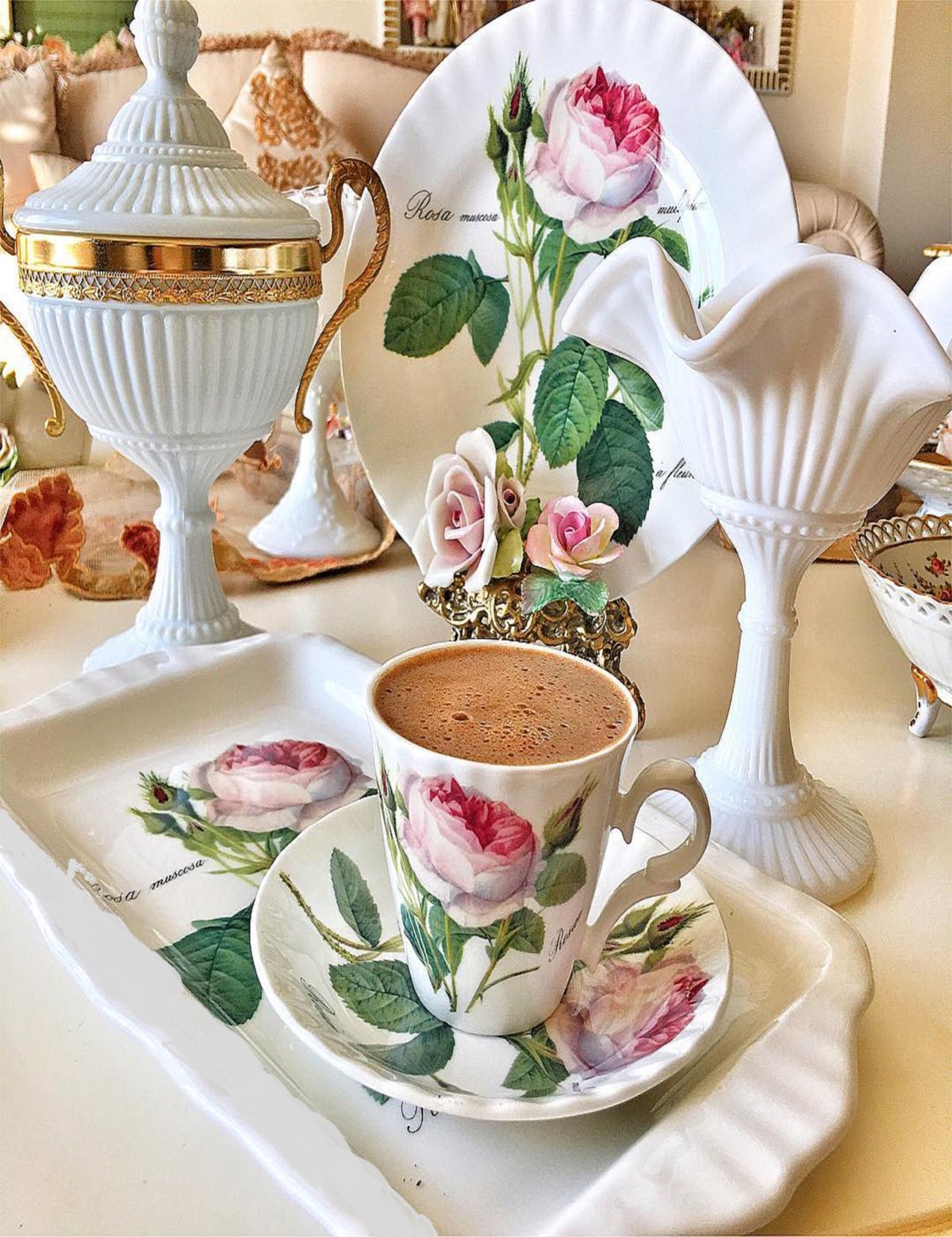 Доброе утро с красивой посудой