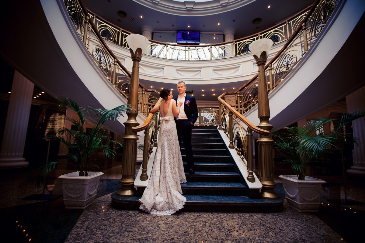 Для обручальных колец в ЗАГС