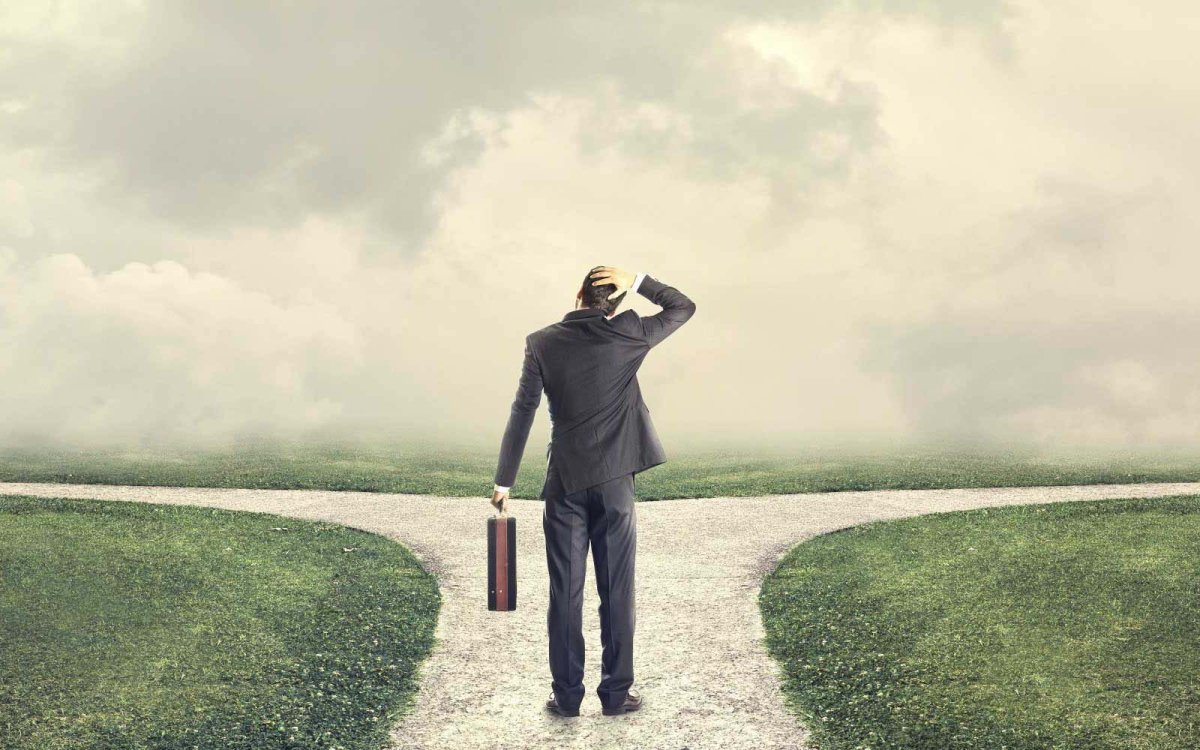 Человек на дороге