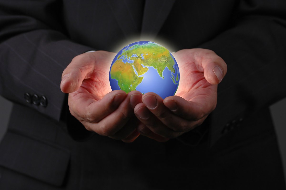 Земля на руке картинки стильные