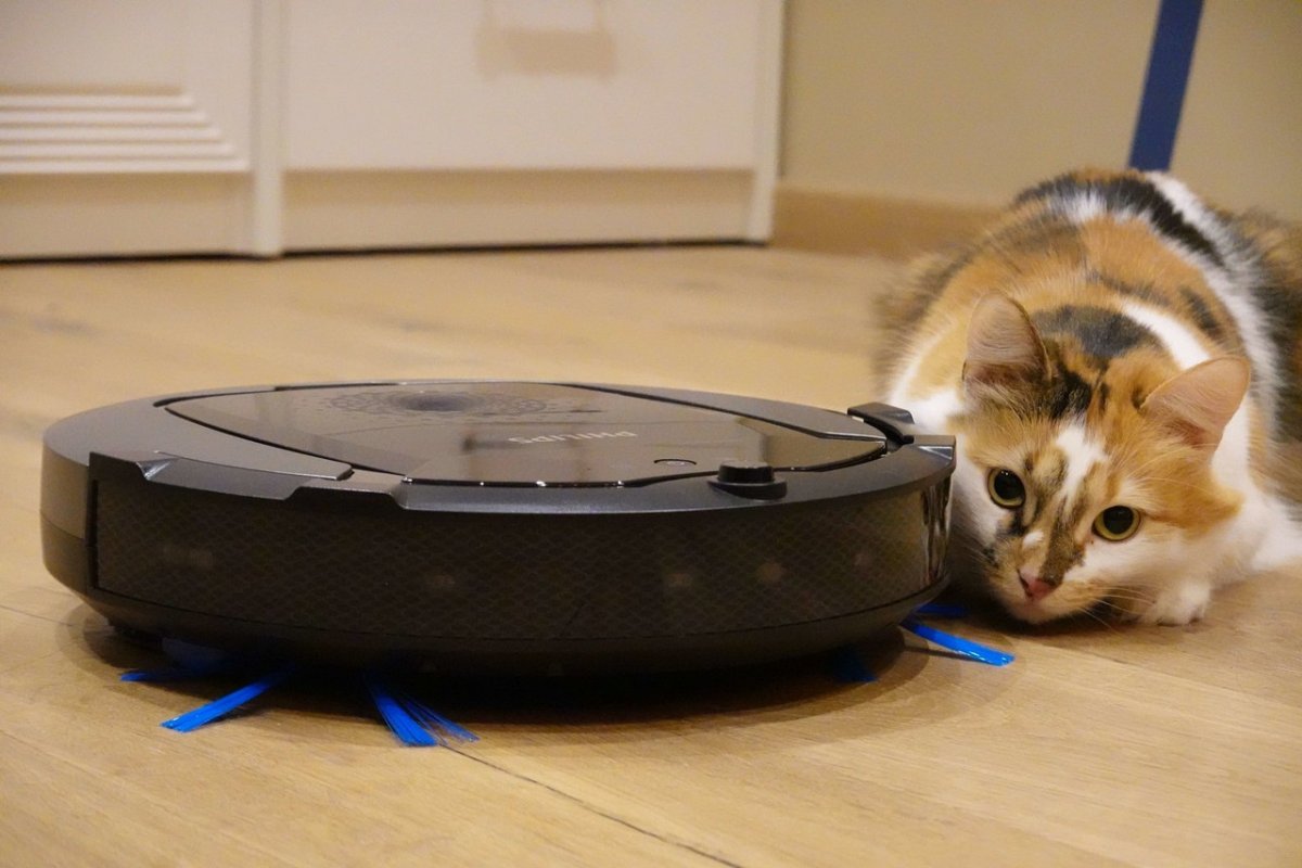 Робот-пылесос Philips fc8822 SMARTPRO Active