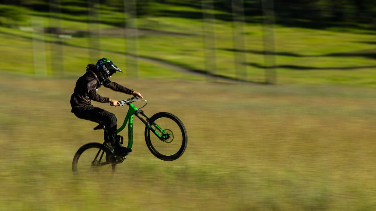 Велосипедный шлем МТБ ДХ