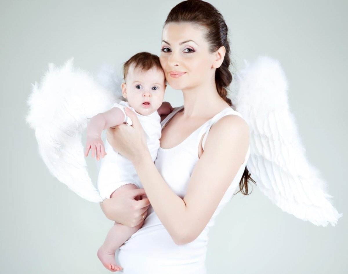 Ножки и ручки младенца