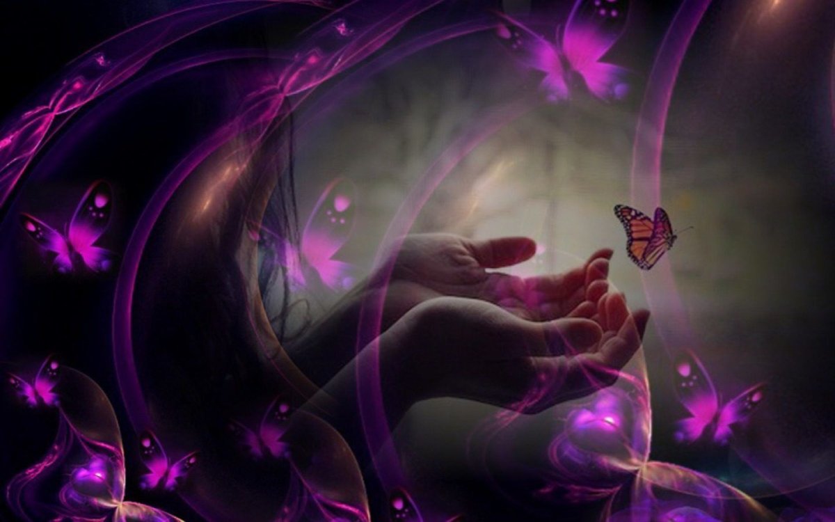 Фиолетовая Луна