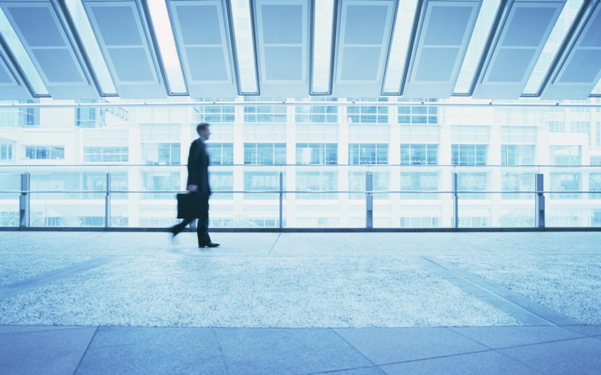 Большое пустое помещение