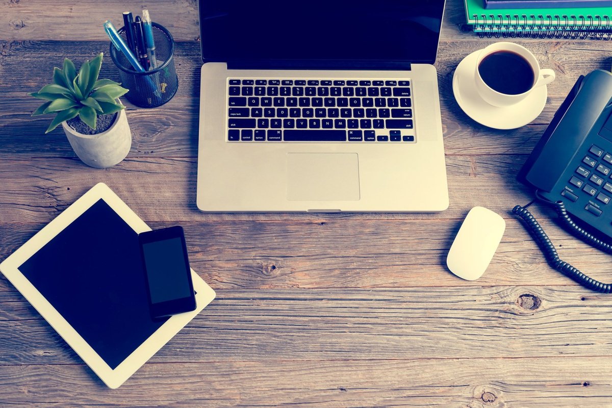 Стол для ноутбука