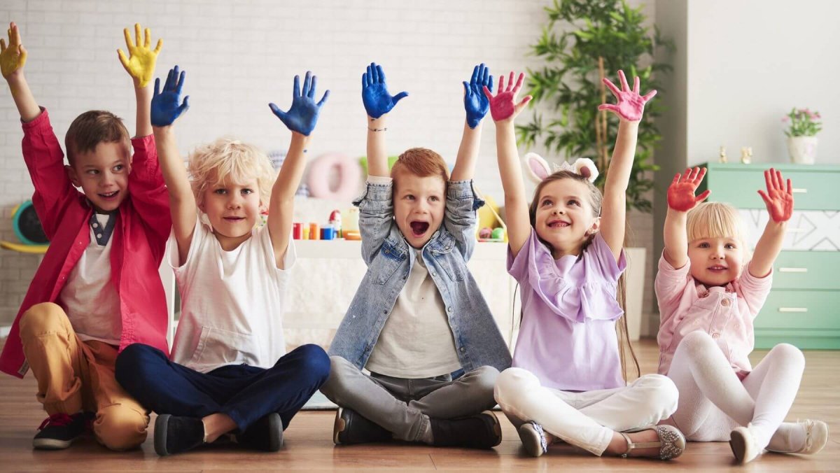 Группа детей