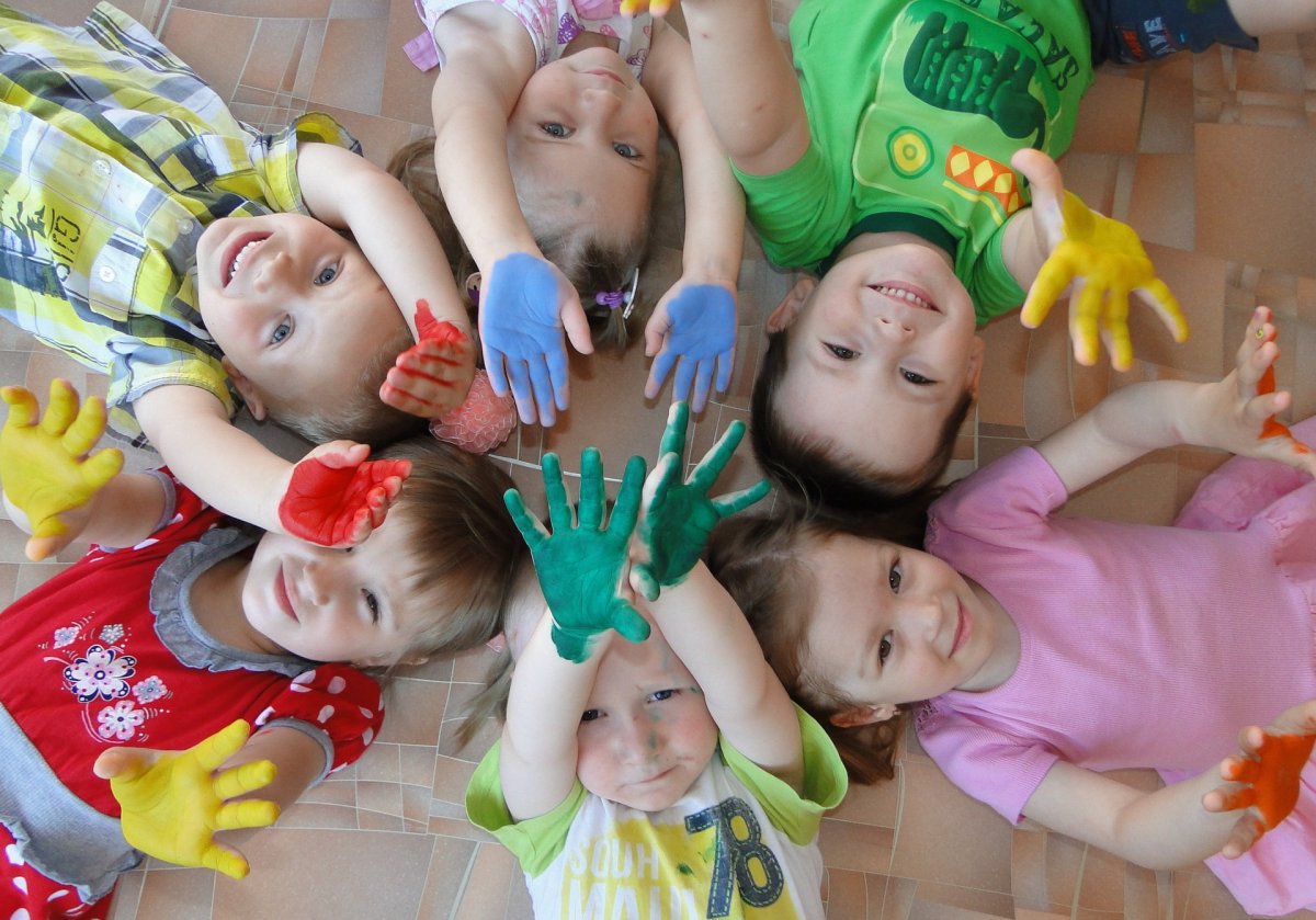 Группа детей