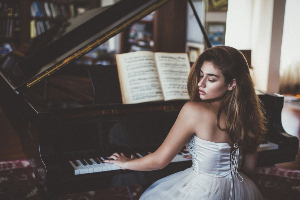 Идеи для фотосессии с фортепиано