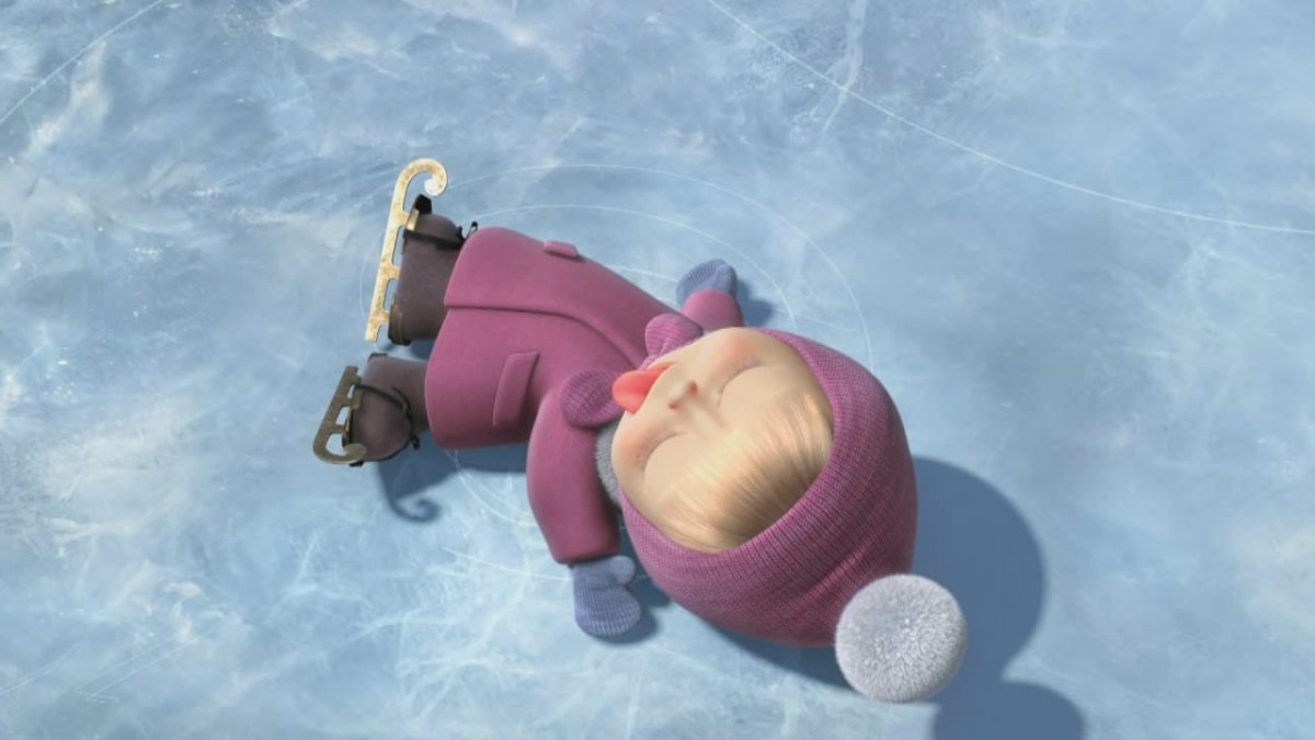 Медведь пьет чай