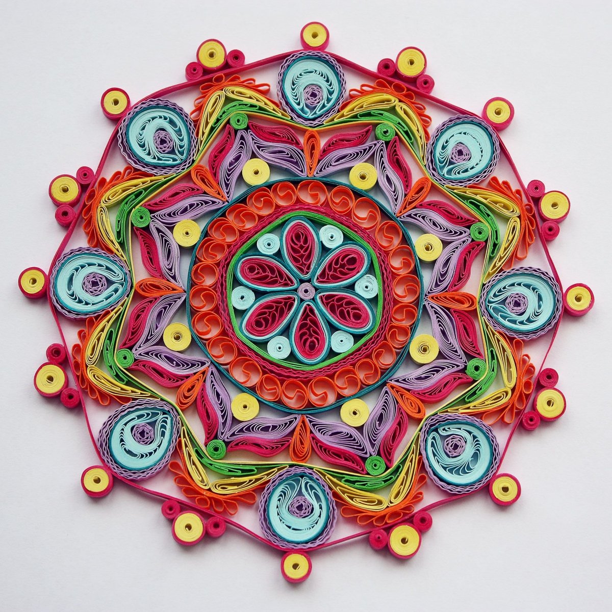 Квиллинг Мандала