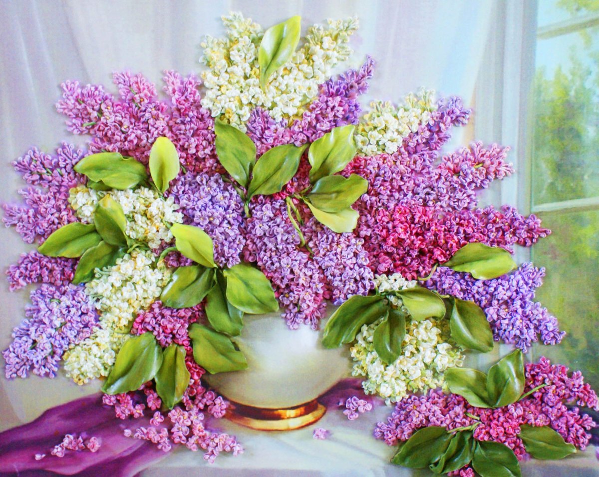 Вышивка лентами букет с сиренью