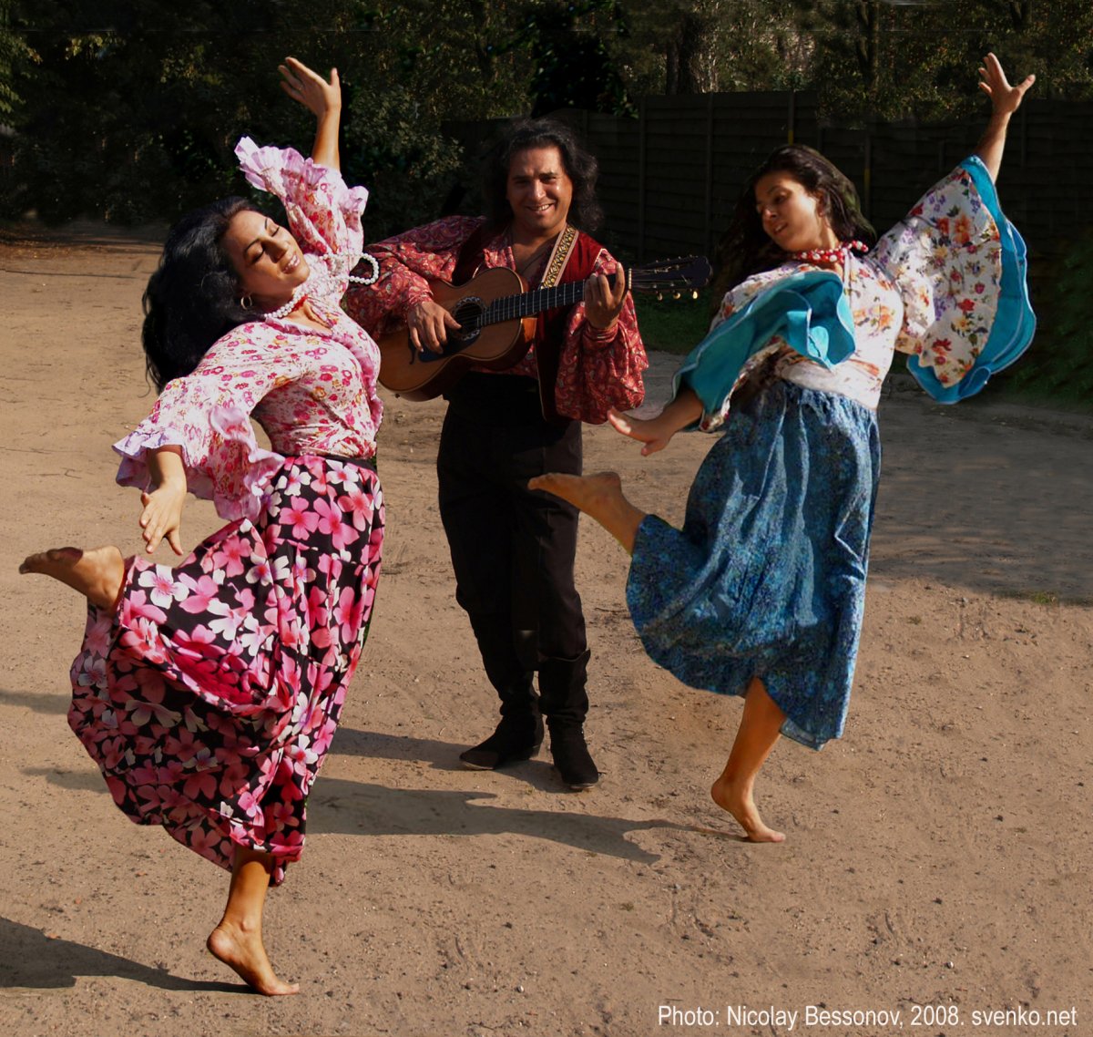 Цыганский ансамбль Свэнко