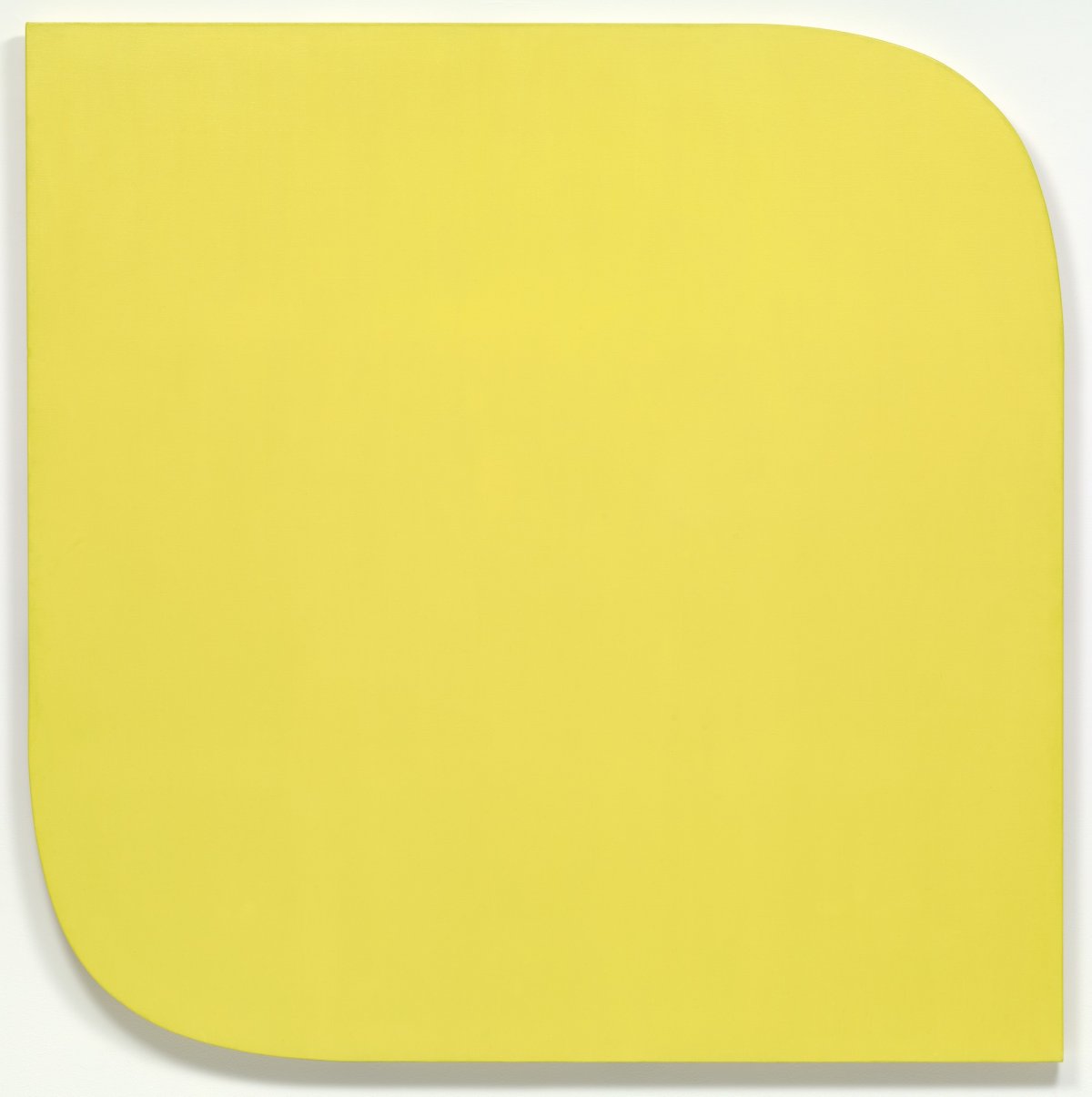 Желтый прямоугольник с закругленными углами на прозрачном фоне