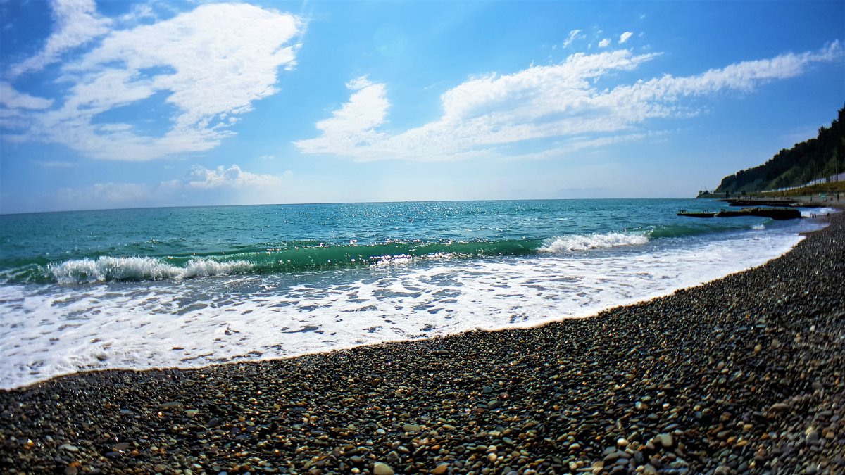 Галечный пляж Корсика