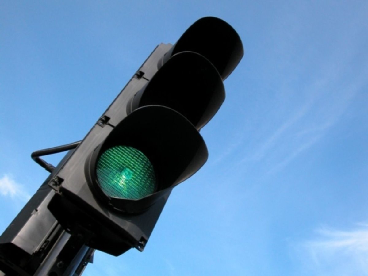 Зеленый светофор