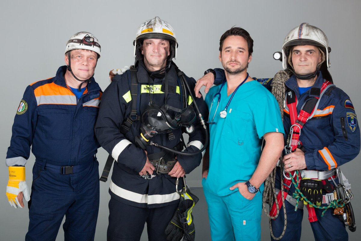 Пожарные и спасатели