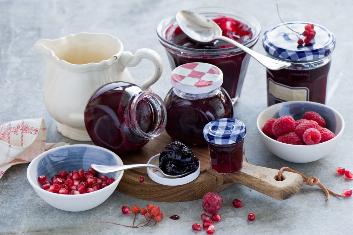 Много варенья