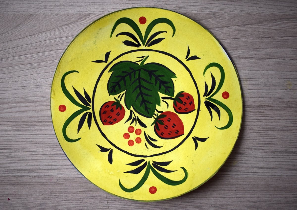 Золотая Хохлома роспись тарелки для детей