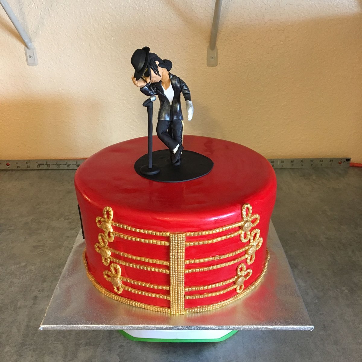 Торт Майкл Джексон Омск