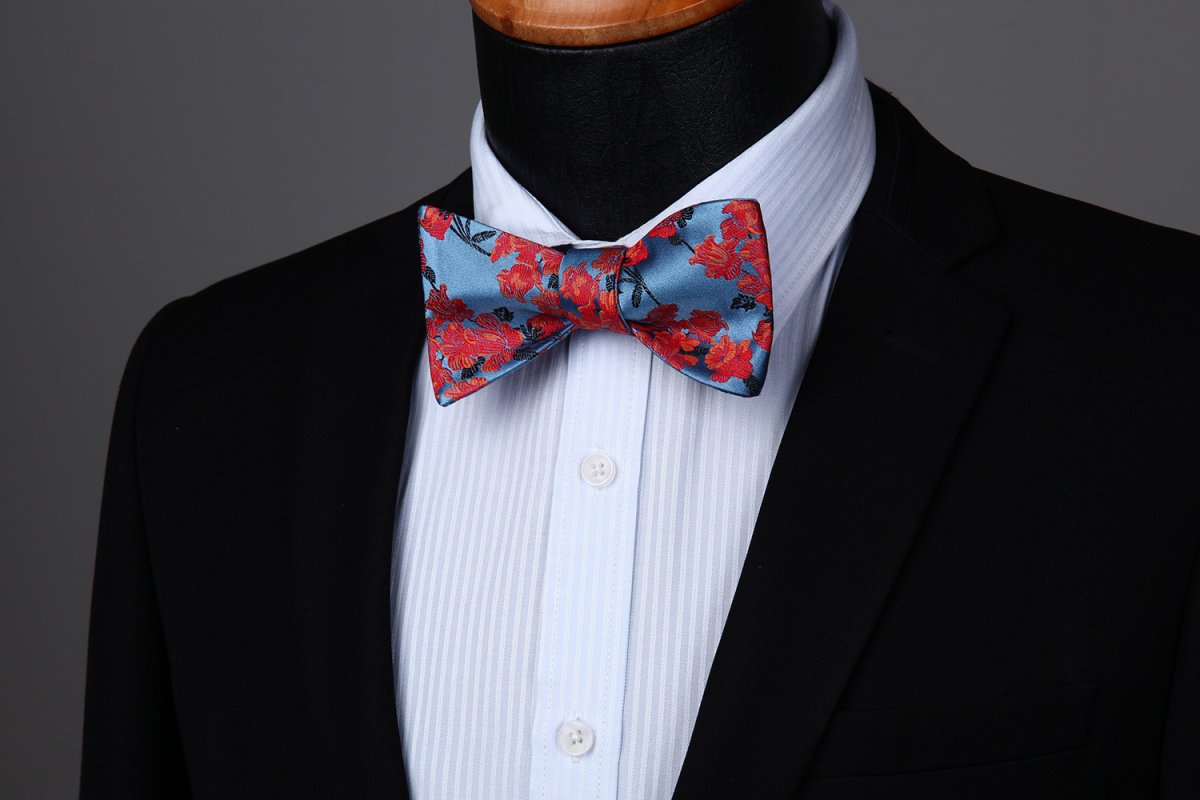 Рубашка с галстуком вектор