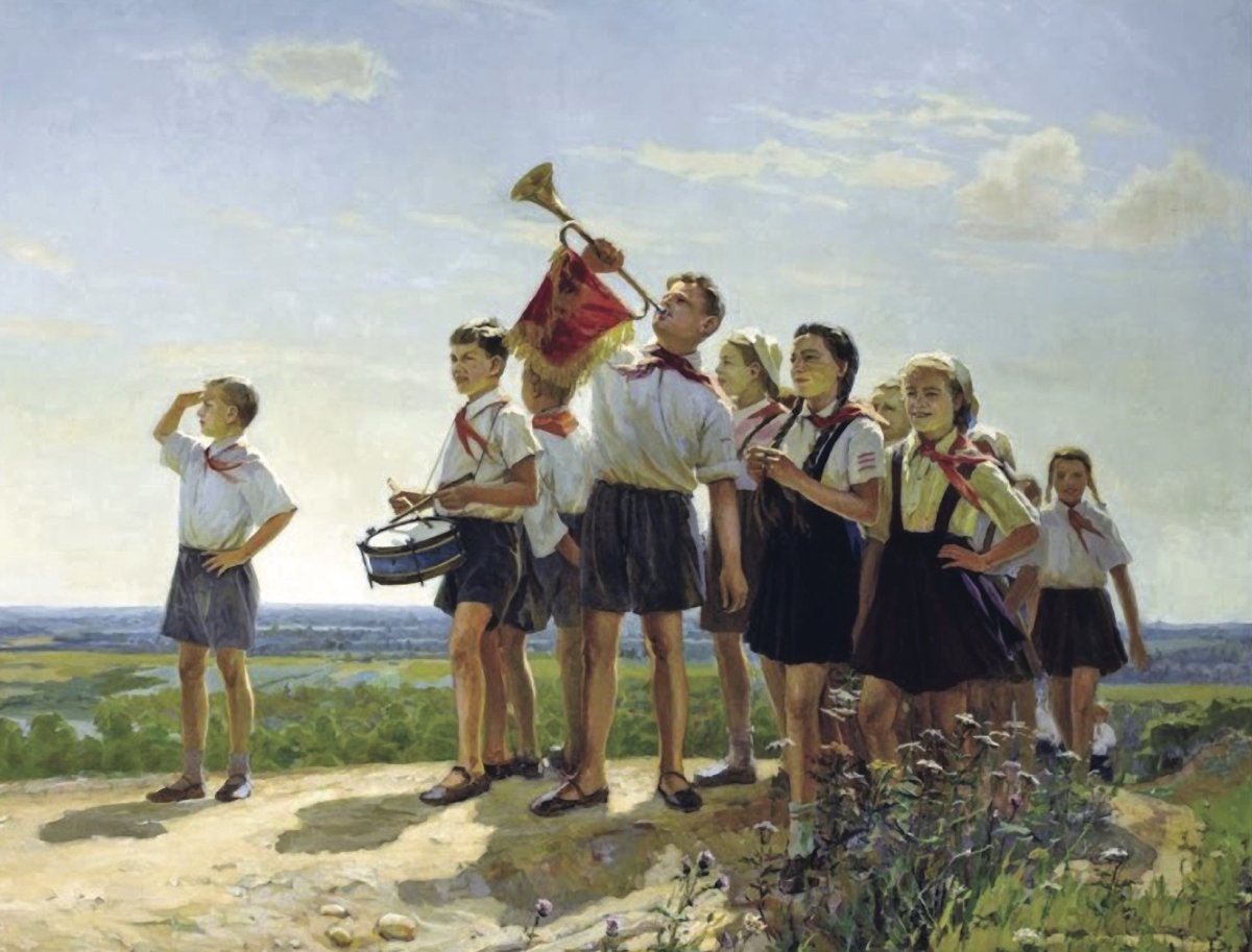 Выставка ко Дню пионерии в библиотеке