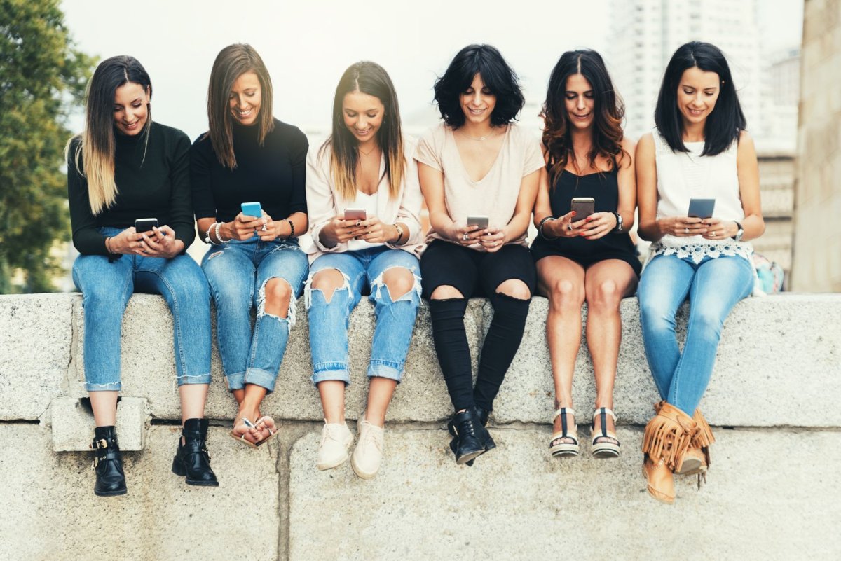 Группа девочки